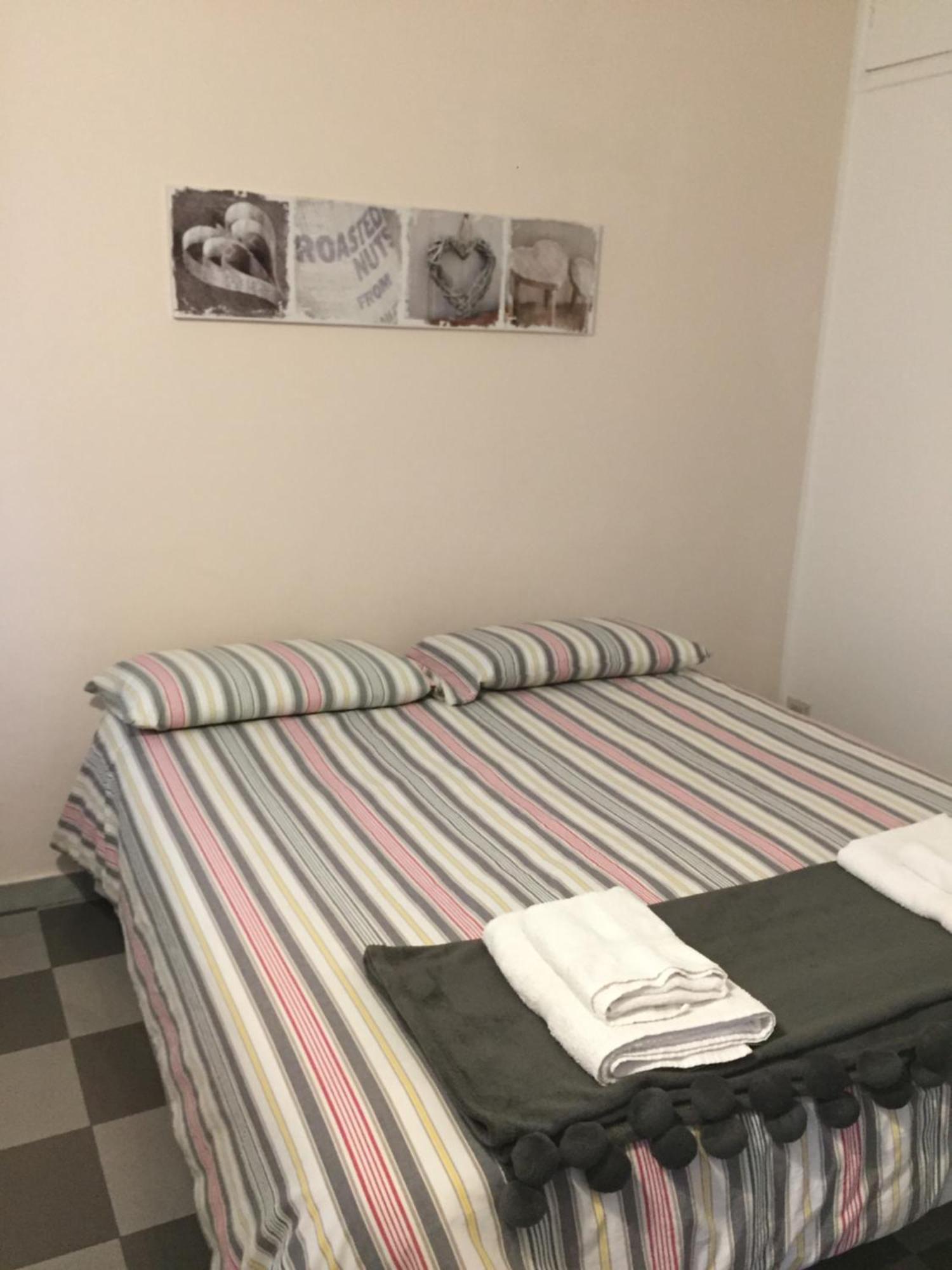 Bed and Breakfast Bed2Go Turín Habitación foto